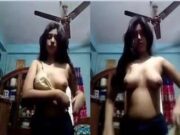 Desi Girl Showing Boobs and Trying New Bra