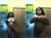 Horny Desi Girl Record her Nude Video