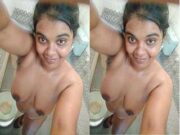 Sexy Desi Bhabhi Showing Her Nude Body And Bathing Part 2