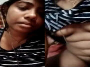 Cute Desi Girl Showing her Boobs and Pussy On Video Call