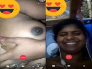 Sexy Tamil Bhabhi Showing Her Boobs and Pussy to Lover On Video Call