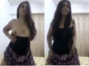 Hot Indian Bhabhi Showing Her Boobs and Pussy Part 7