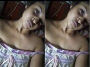 Cute Lankan Girl Showing Her Boobs and Pussy