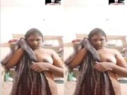 Horny Desi Girl Showing her Boobs and Pussy On Video Call