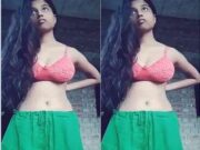 Cute Bangla Girl Showing Boobs