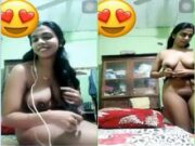 Cute Lankan Girl Showing Her Boobs and Pussy On Video Call