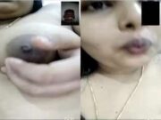 Horny Bhabhi Showing Her Boobs and Pussy On Video Call Part 2