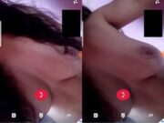 Today Exclusive- Sexy Desi Girl Showing Her Boobs on Video Call