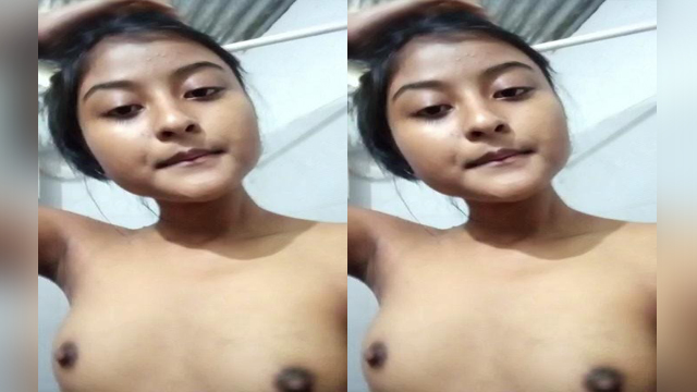 Cute Desi Girl Mastrubating in bathroom Part1