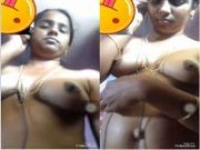 Famous Tamil Bhabhi Maya Showing Boobs and Pussy On Video Call Part 4