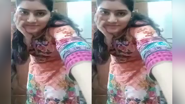 Watch Paki babe naked