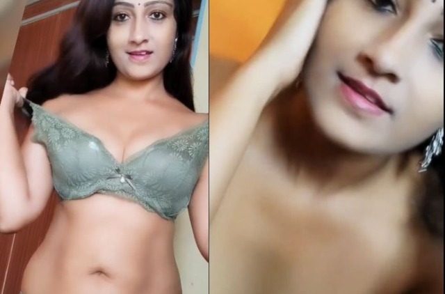 Beautiful Indian Bhabhi Striptease Selfie Video