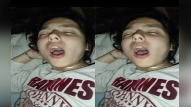 boyfriend Fuck His Gorgeous Teen Girlfriend Before Going To Sleep And Give Her A Good Cumshot Inside Her Open Little Pussy