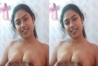 Today Exclusive- Sexy Bangla Girl Showing her Boobs