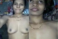 Today Exclusive – Sexy Desi Bhabhi Shows her Boobs and Pussy