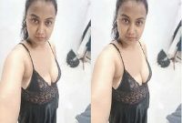Today Exclusive – Hot Tamil Wife Blowjob And Shows Nude Body Part 3