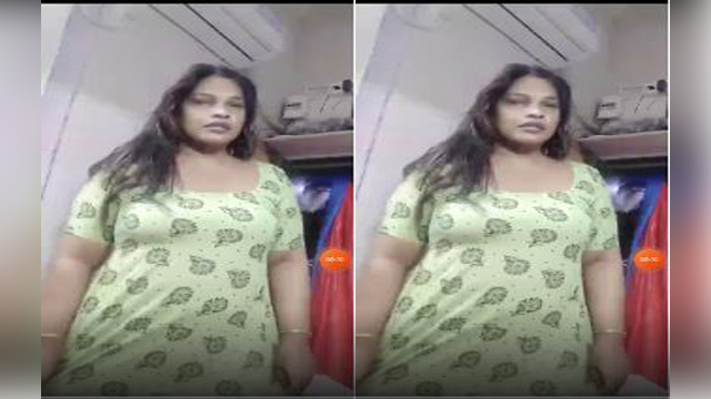 Horny bhabhi mms 2