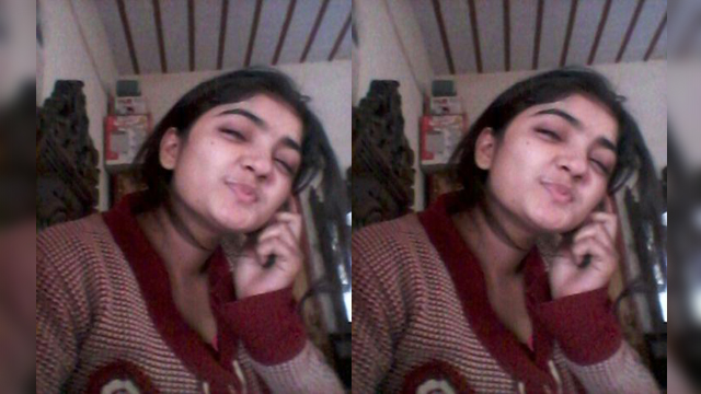 Paakistani Cute Girl affair with Couzin Nude Video