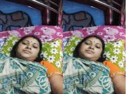 Today Exclusive – Most Demanded Jyotsna Boudi Bathing and Fingering Shows to Lover On Video Call Part 4