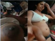 Today Exclusive – Village Bhabhi Record her Selfie For Lover