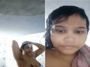 Today Exclusive –Sexy Desi Girl Shows her Nude Body and Bathing Part 2