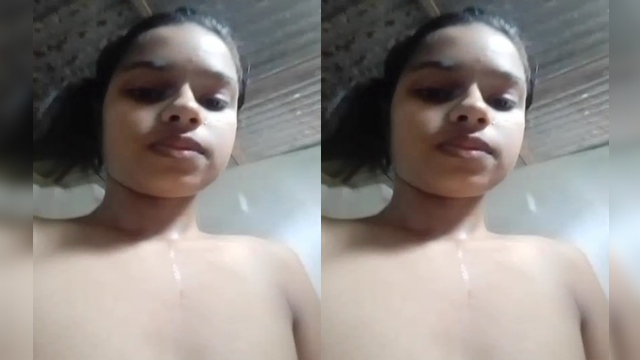 Cute Desi Girl Showing Her Boobs and Pussy