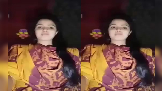 Bangladeshi Beautiful Village Girl Showing Update