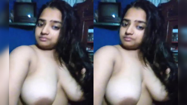 Sexy Bengali Girl Showing Boobs and Pussy Part5