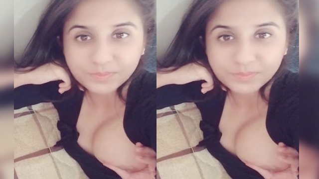 Beautiful Paki Girl Boob Pressed By Lover