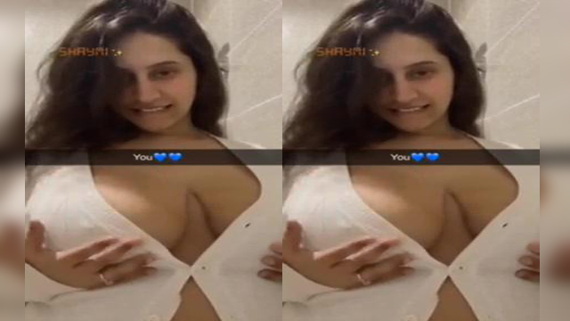 Pakistani Big Boobs Girl Pussy and Ass Shows