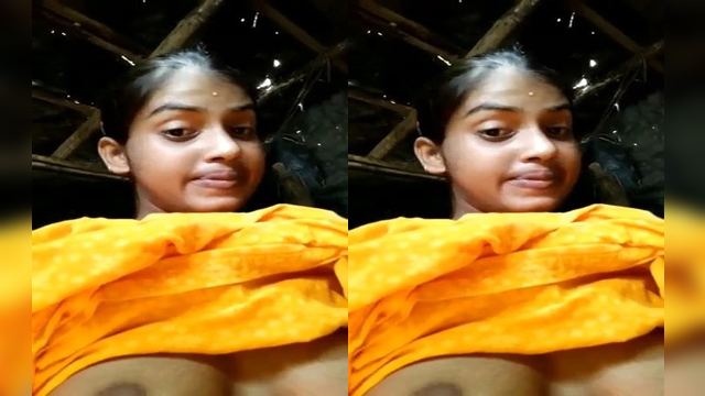 Cute Desi Girl Shows Her Boobs and Pussy