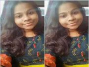 Today Exclusive – Cute Tamil Girl Shows Her Big Boobs