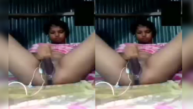 Bangladeshi Horny Village Girl Masturbating