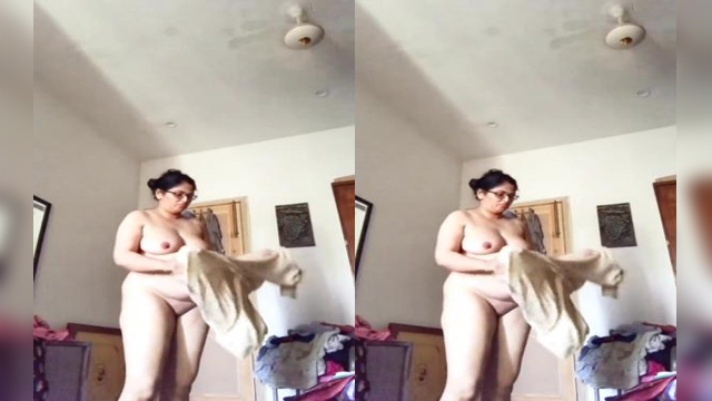 Indian Milf Changing Recorded By Son