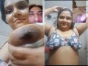 Today Exclusive-Desi Paid Bhabhi Shows Her Big Boobs on Vc