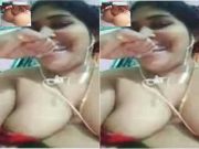 Today Exclusive –Sexy Bhabhi Shows Her Boobs on Vc Part 1