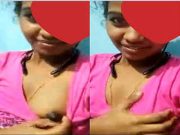 Today Exclusive – Desi Village Girl Shows her Boobs