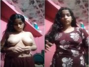 Today Exclusive – Cute Indian Girl Strip her Cloths and Shows Nude Body Part 1