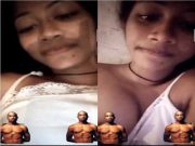 Today Exclusive – Cute Girl Shows her Pussy To Lover On Video Call