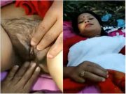 Today Exclusive – Assamese Boudi Pussy Licking By Lover In Jungle