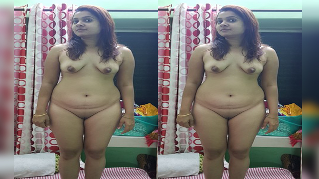 Horny Bhabhi Full Nude Show
