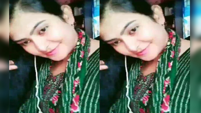 Bangladeshi Beautiful Girl Showing boobs