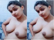 Today Exclusive -Cute Indian Girl Showing Her Boobs and Pussy