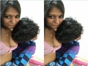 Today Exclusive -Cute Indian Girl Record Her Boobs Sucking Selfie