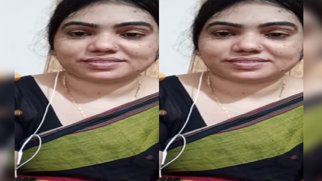 Bangladesi married bhabhi showing boobs Part2