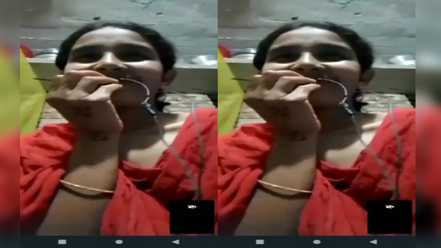 Bangladeshi Beautiful Married Bhabi Showing Pussy