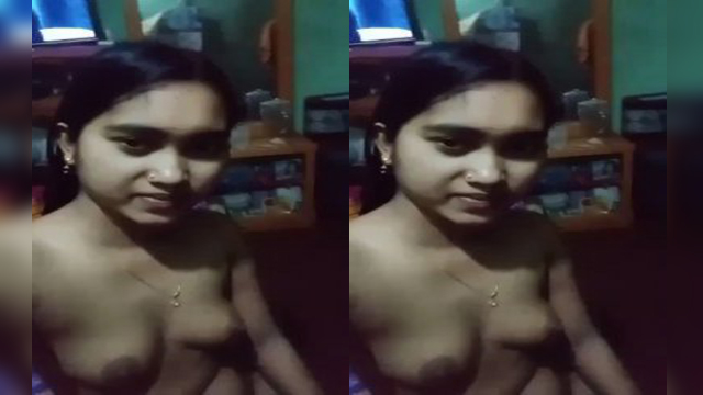 Bangladeshi Beautiful Married Village Girl Showing
