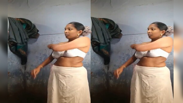 Desi Bhabhi Wearing Cloths