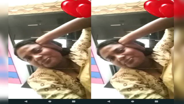 Showing to lover big boobs Part2