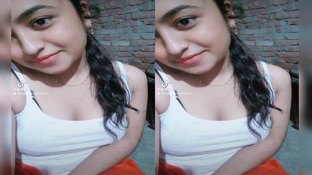 Bangladeshi SuperHorny Girl Masturbating Part2
